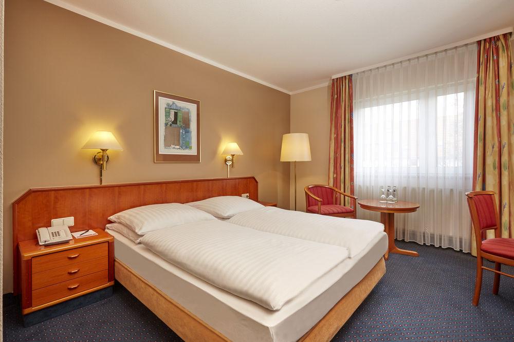 Taste Smart Hotel Lampertheim Exterior photo